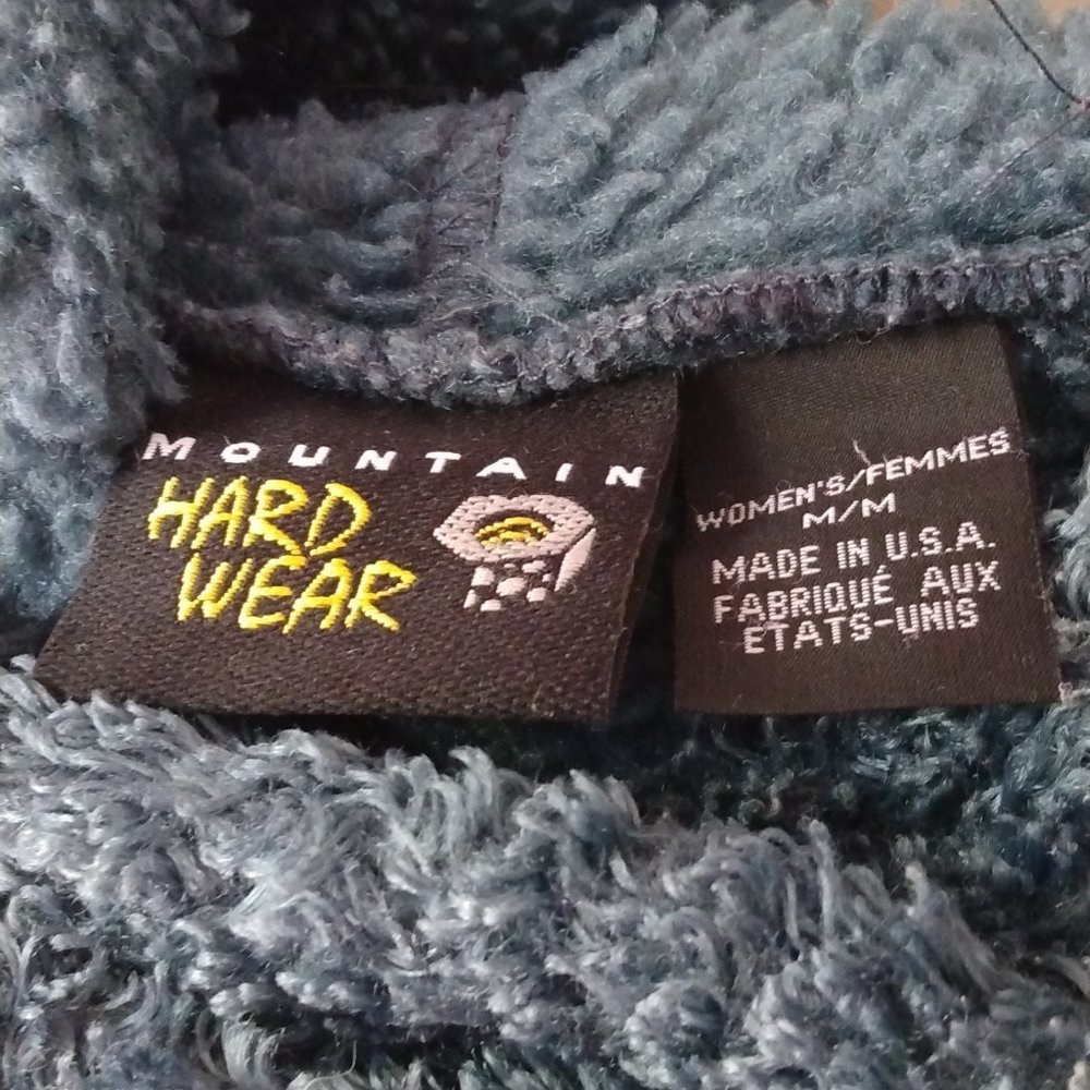Mountain Hardware Blue Fuzzy Pullover Size M
